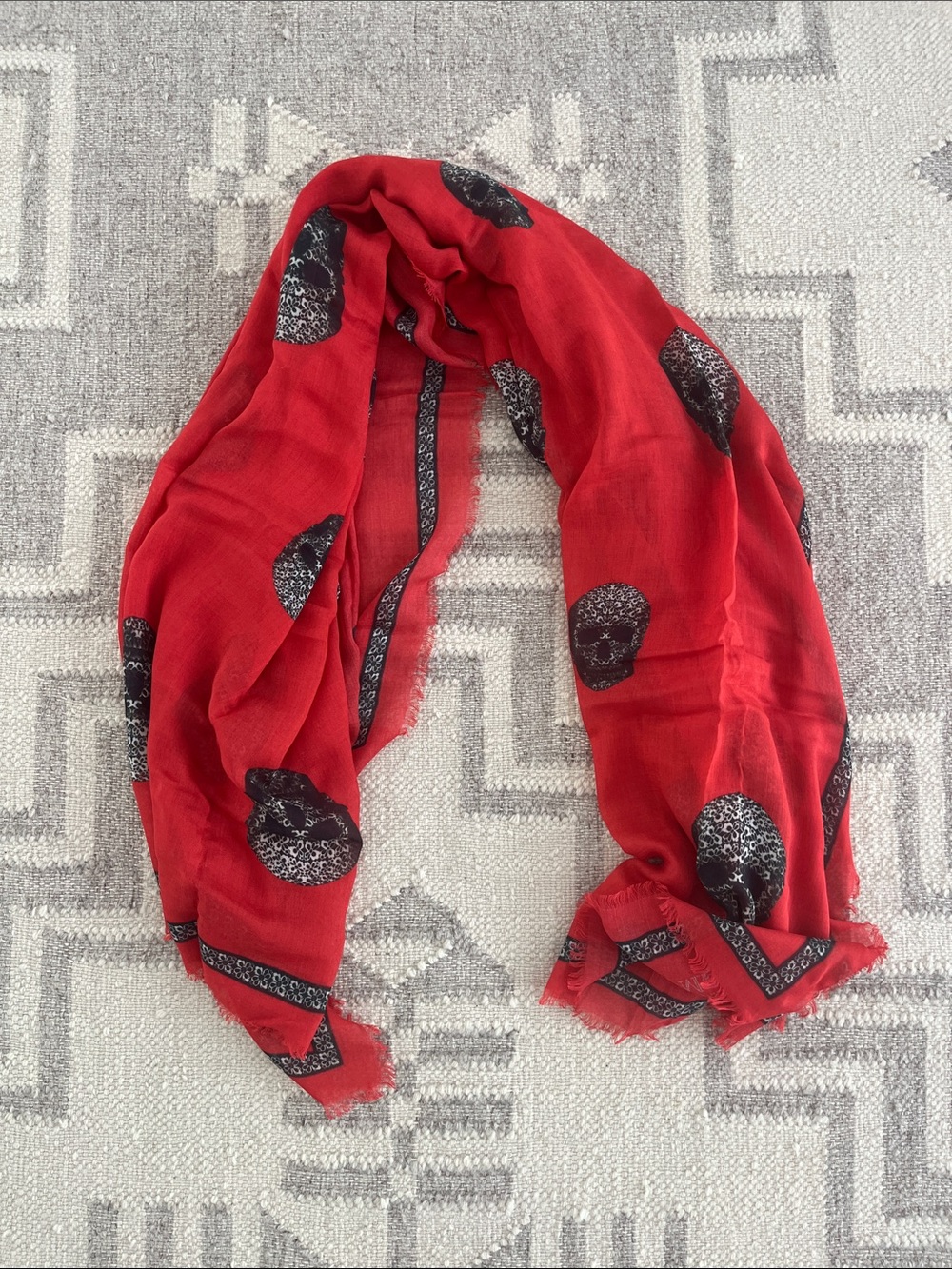 Alexander McQueen Red Skull-Print Women's Scarf 53x53 Rare Print